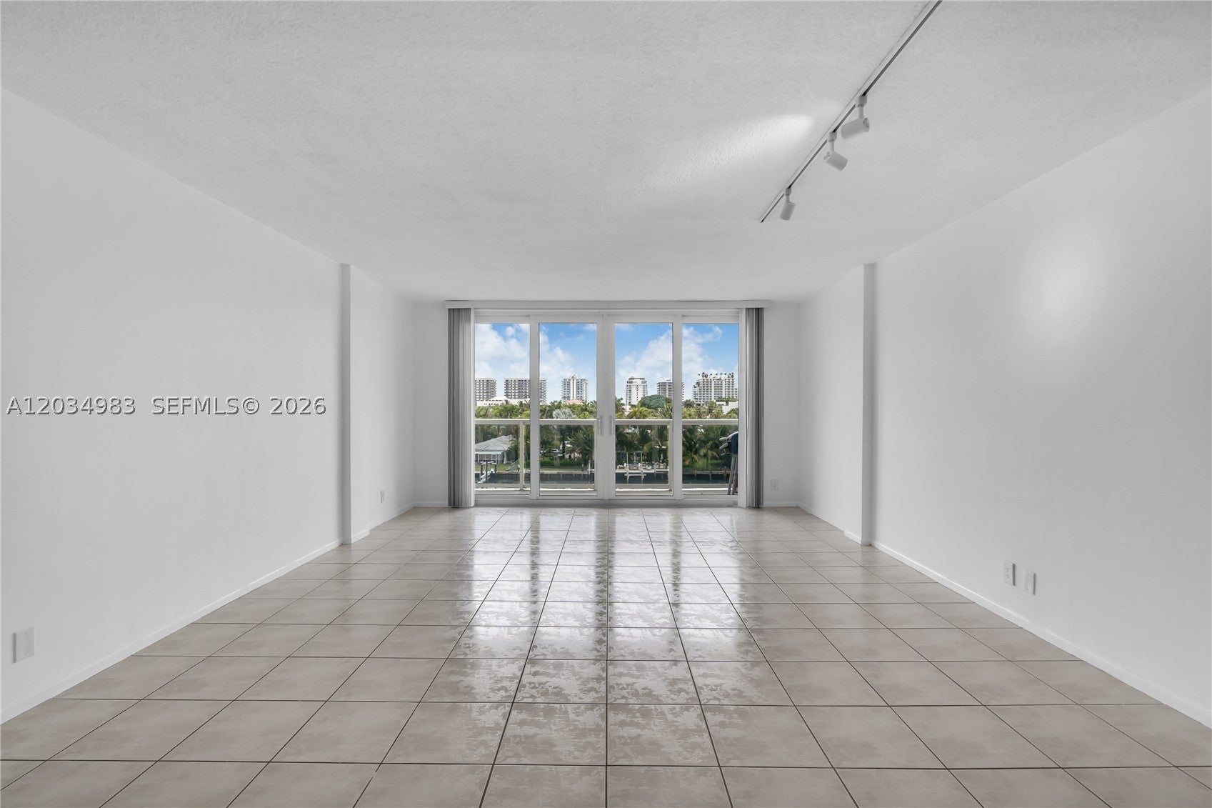 9381 E Bay Harbor Dr 504N