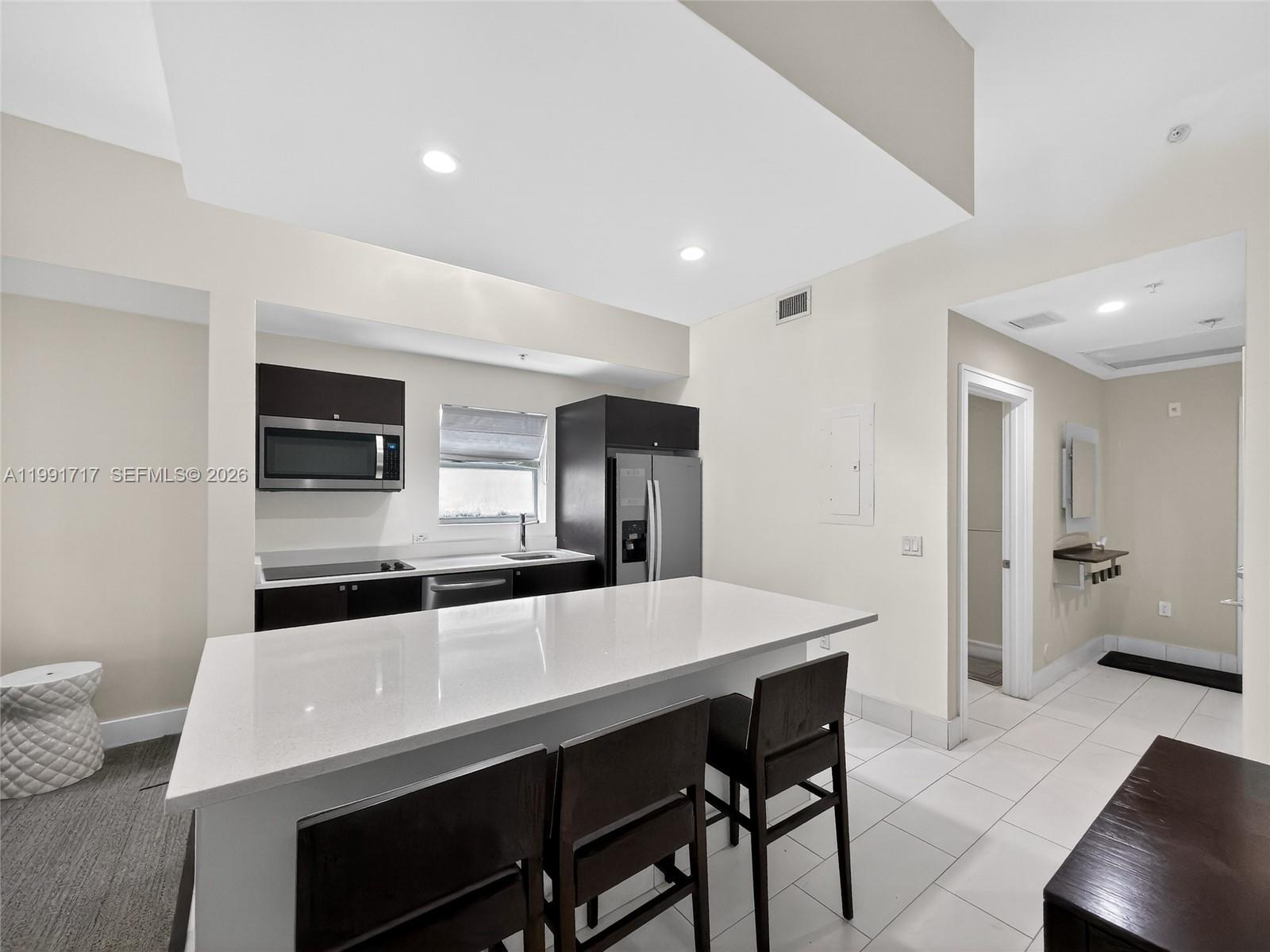 5300 NW 87th Ave 1408