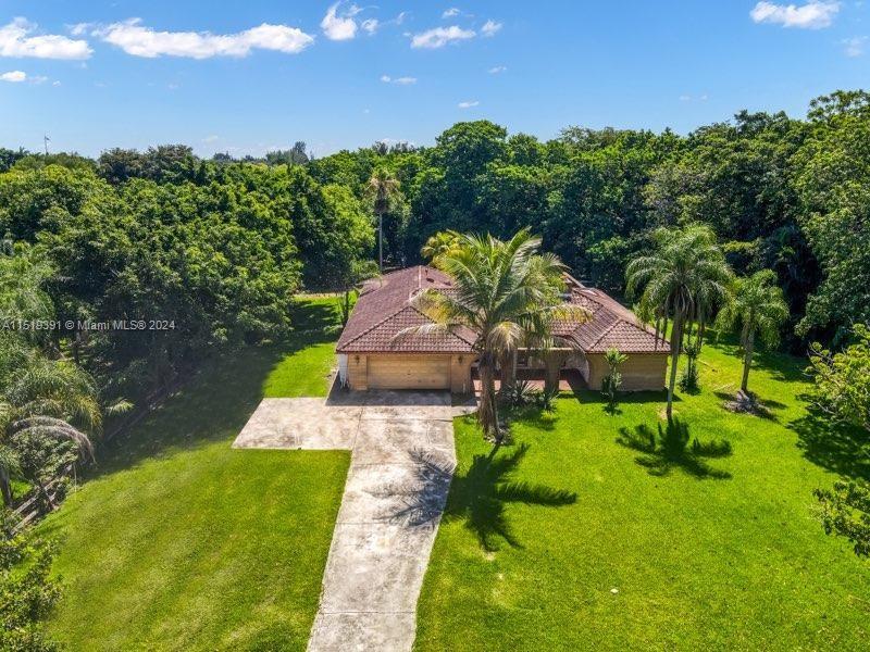 Property for Sale at 4900 Sw 178th Ave, Southwest Ranches, Broward County, Florida - Bedrooms: 4 
Bathrooms: 2  - $1,900,000
