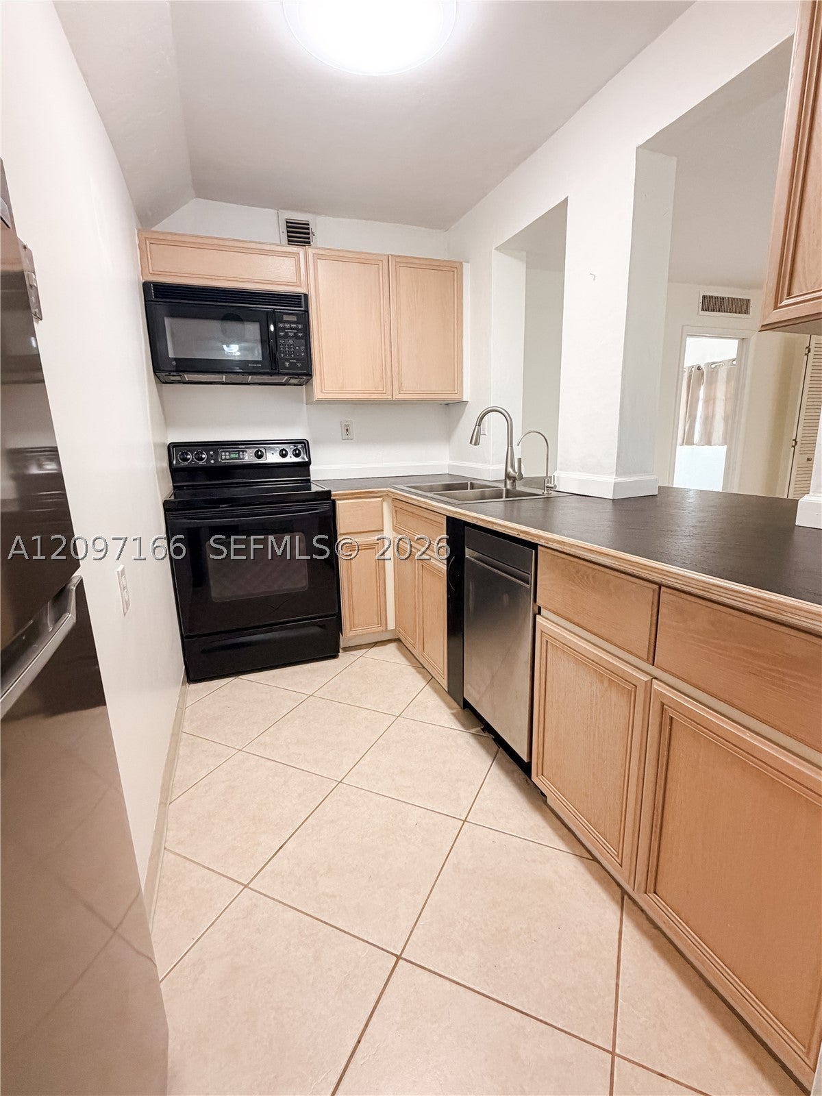 3304 Virginia St 5C