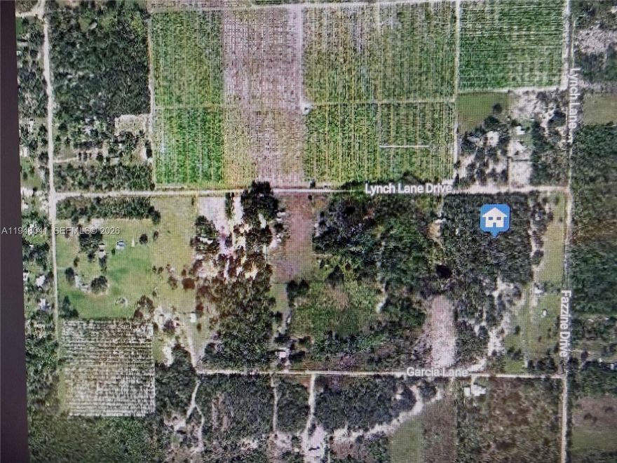 RESIDENTIAL LOT LOCATED IN OAKRIDGE ESTATES PHASE 7, FROSTPROOF, FL. APPROX. 2.00 ACRES (87,194 SF). VACANT RESIDENTIAL ZONING. GREAT OPPORTUNITY TO BUILD YOUR CUSTOM HOME OR INVEST. QUIET AREA WITH EASY ACCESS TO MAIN ROADS. BUYER TO VERIFY BUILDING REQUIREMENTS WITH POLK COUNTY.
