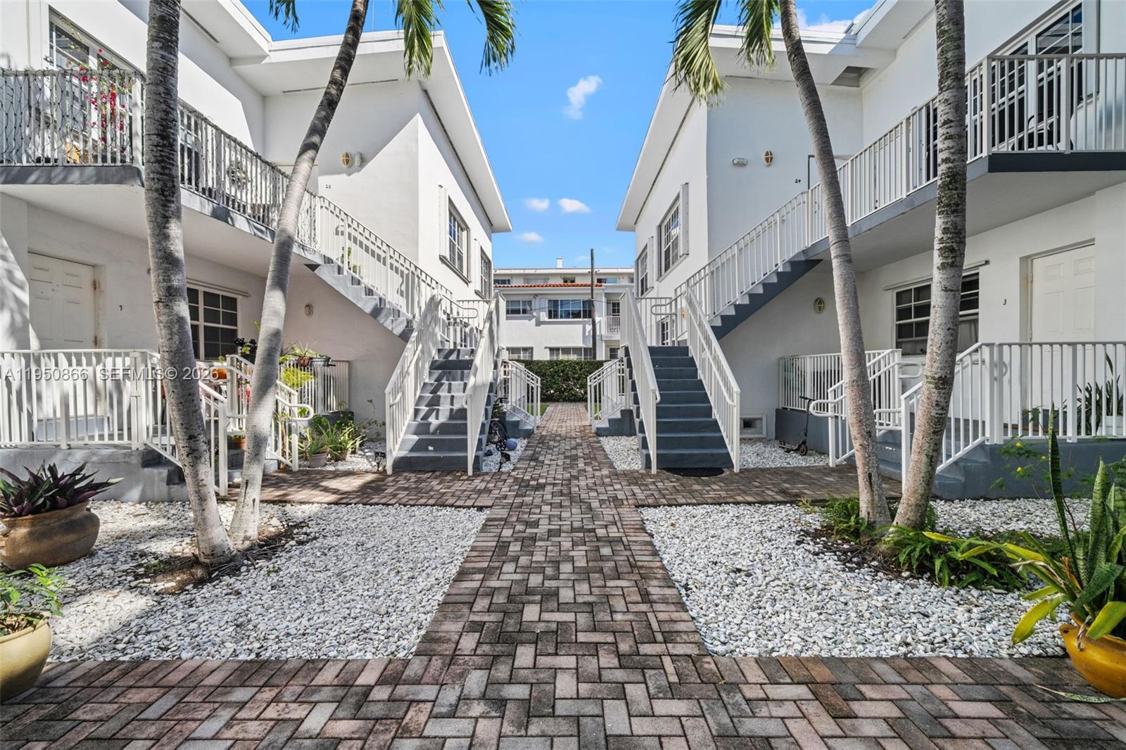 9725 Bay Harbor Ter 24