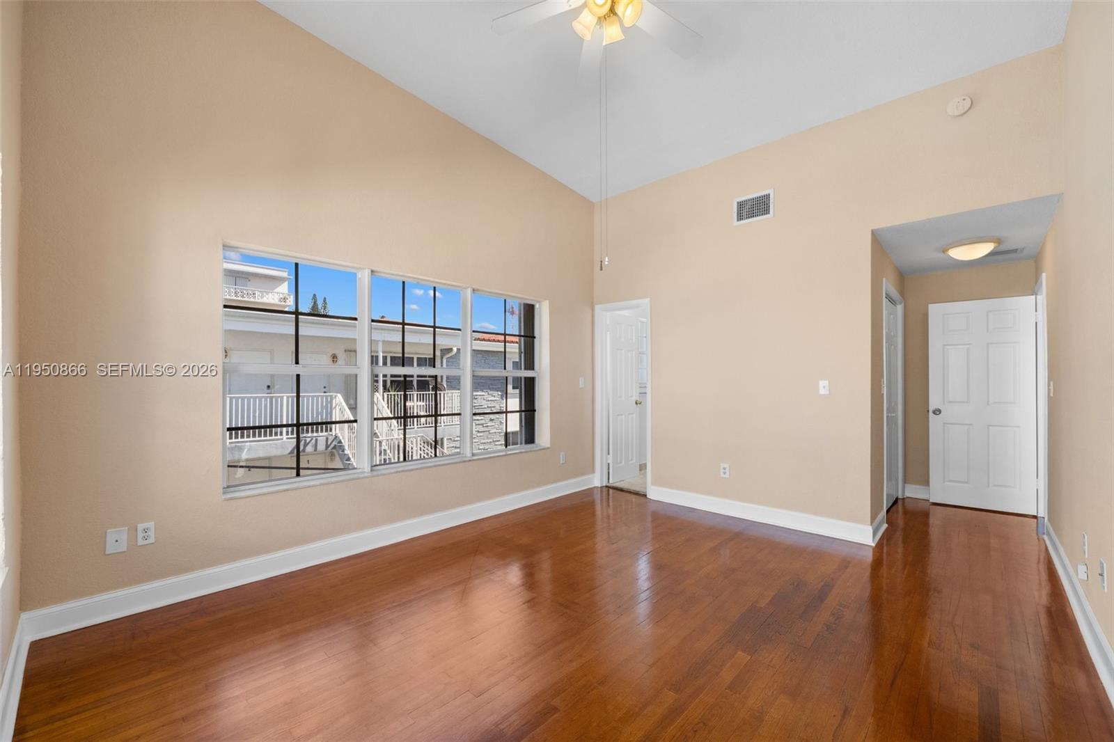 NORTHERN STAR CONDO - Residential