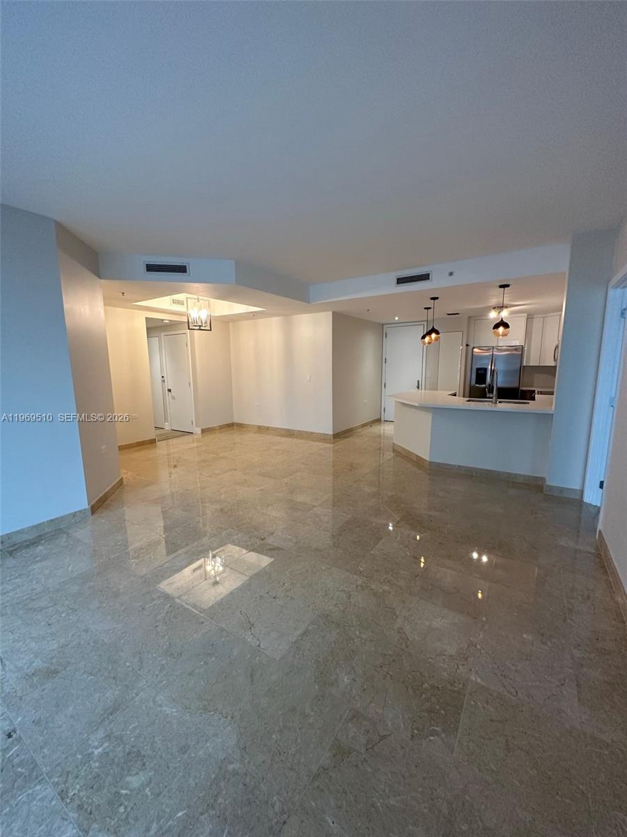 COURTS BRICKELL KEY CONDO - Residential Lease