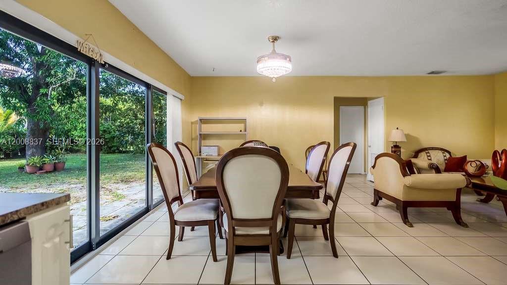 ARCH CREEK ESTS - Residential