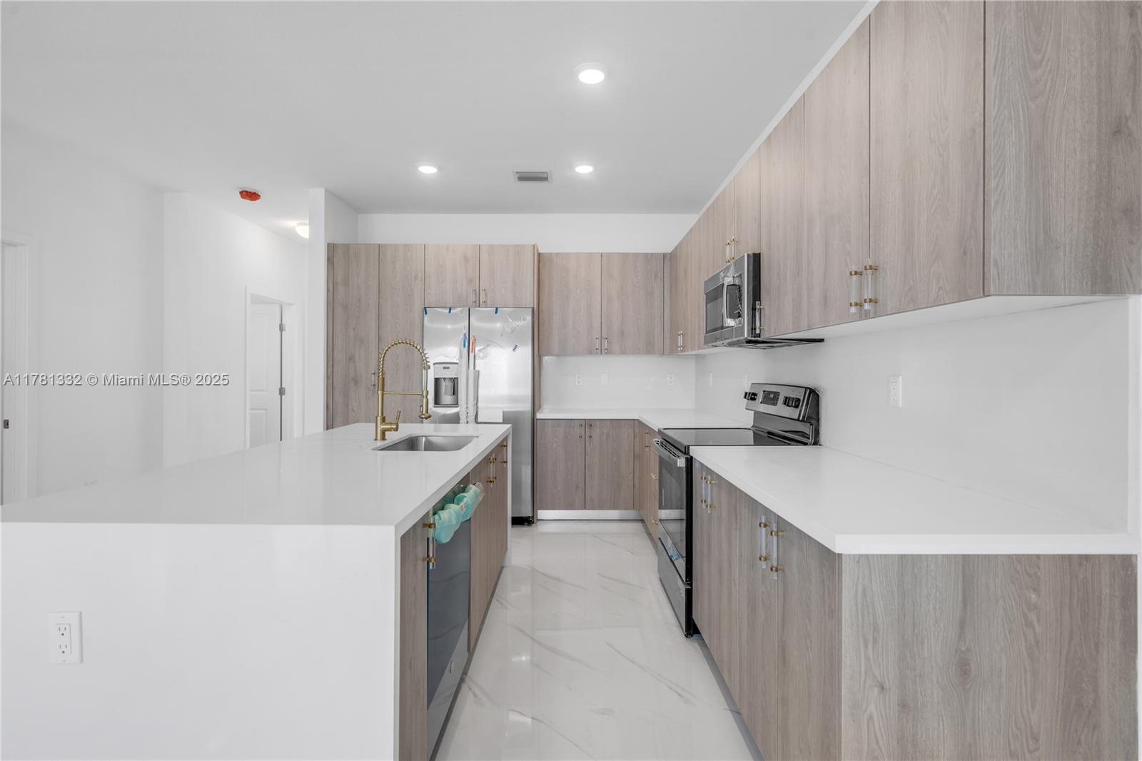 Property for Sale at 28835 Sw 162nd Ave 28839, Homestead, Miami-Dade County, Florida - Bedrooms: 5 
Bathrooms: 3  - $661,990