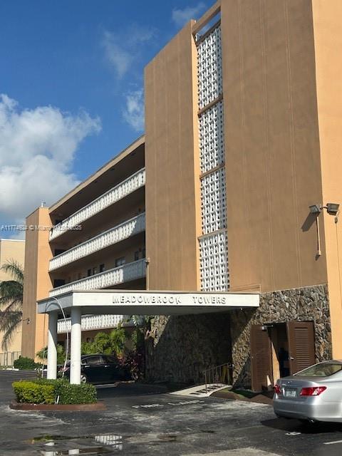 Property for Sale at 219 Ne 14th Ave 406, Hallandale Beach, Broward County, Florida - Bedrooms: 1 
Bathrooms: 2  - $175,000
