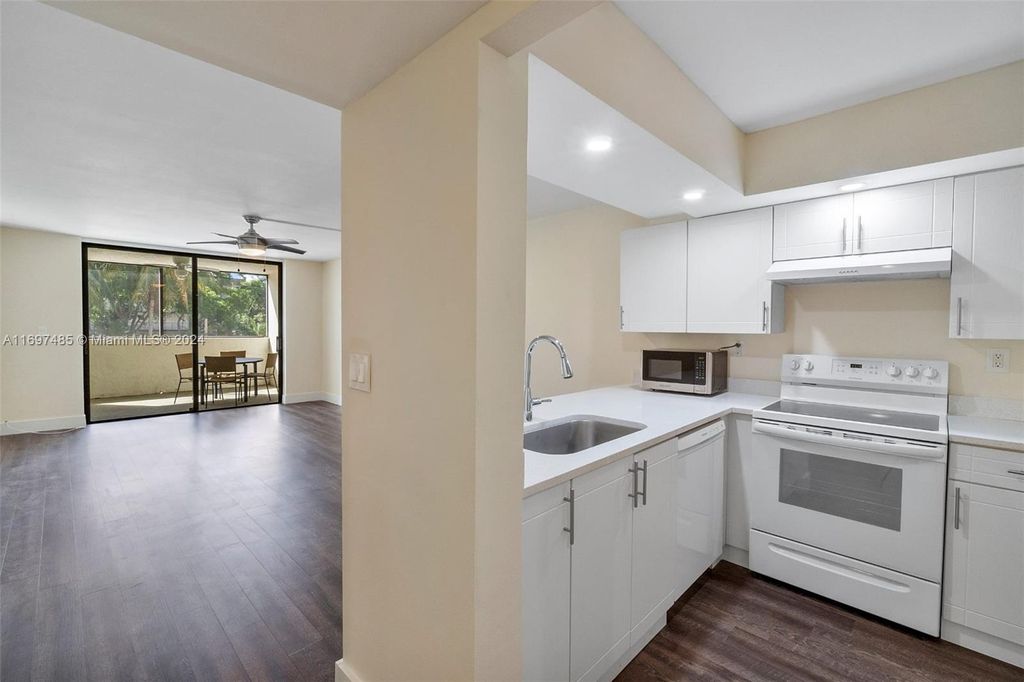 Photo of 6800 Cypress Rd #216, Plantation, FL 33317 (MLS # A11697485)