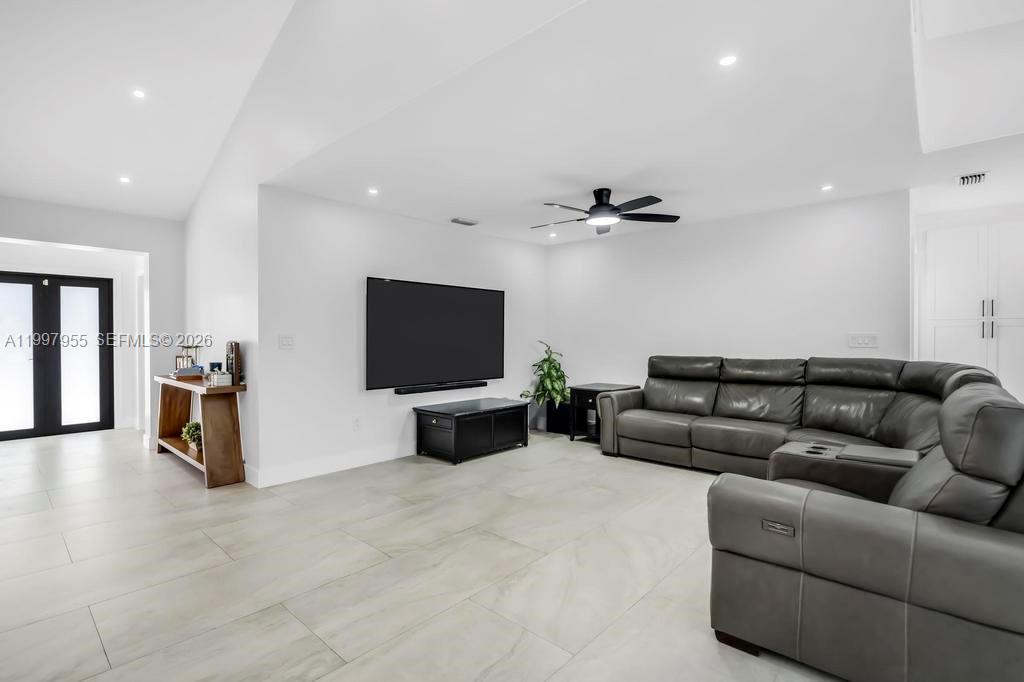 DADELAND PARK SUB - Residential