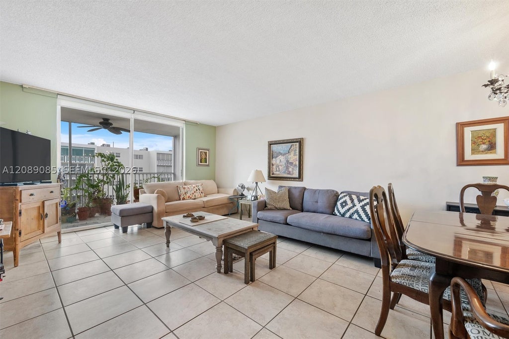 Photo of 500 NE 12th Ave #601, Hallandale Beach, FL 33009 (MLS # A12089085)