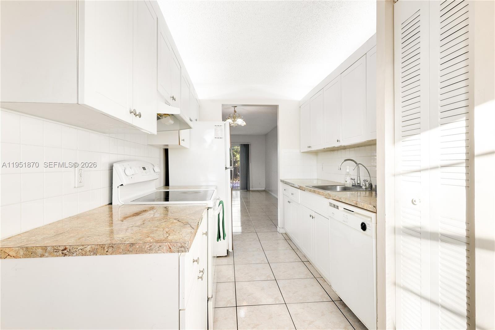 BUCKINGHAM EAST AT CENTUR - Residential