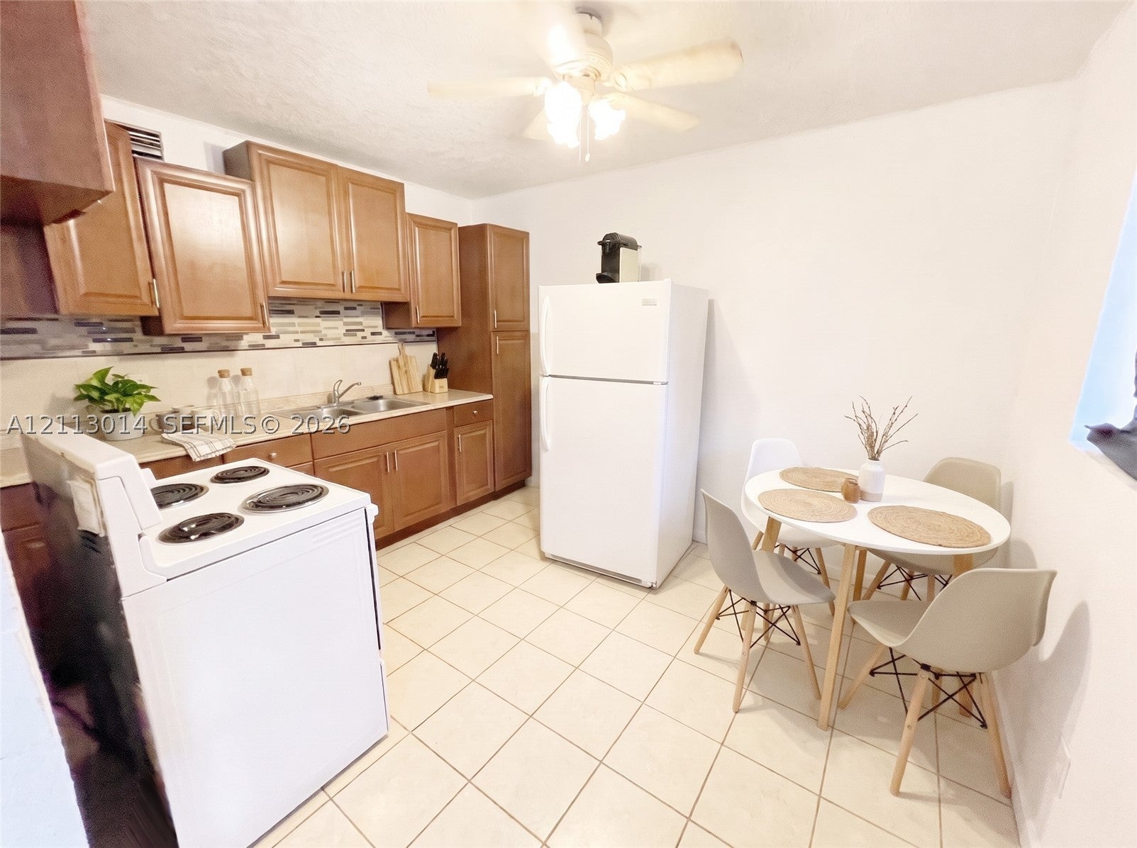 View photos, virtual tours, details... 1829 N A St 51
