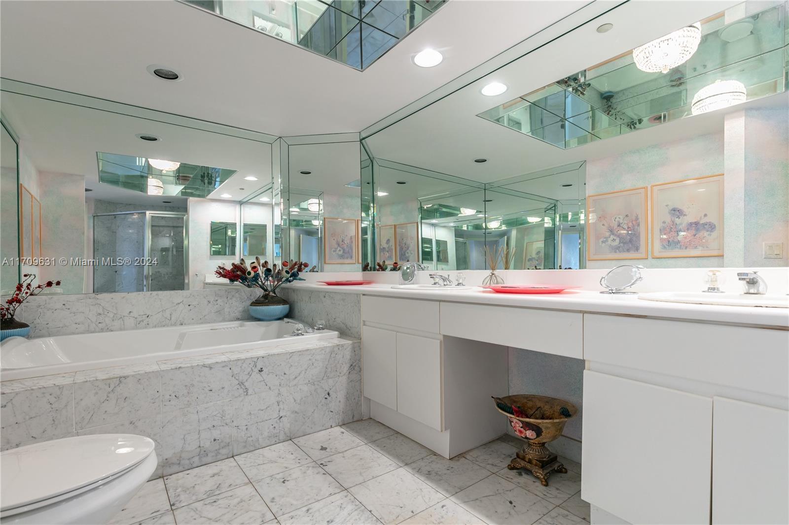 OCEANIA IV CONDO - Residential