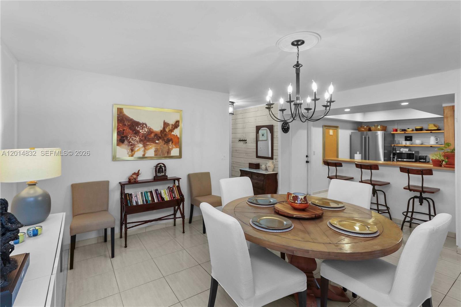 KINGS COURT WEST - Residential