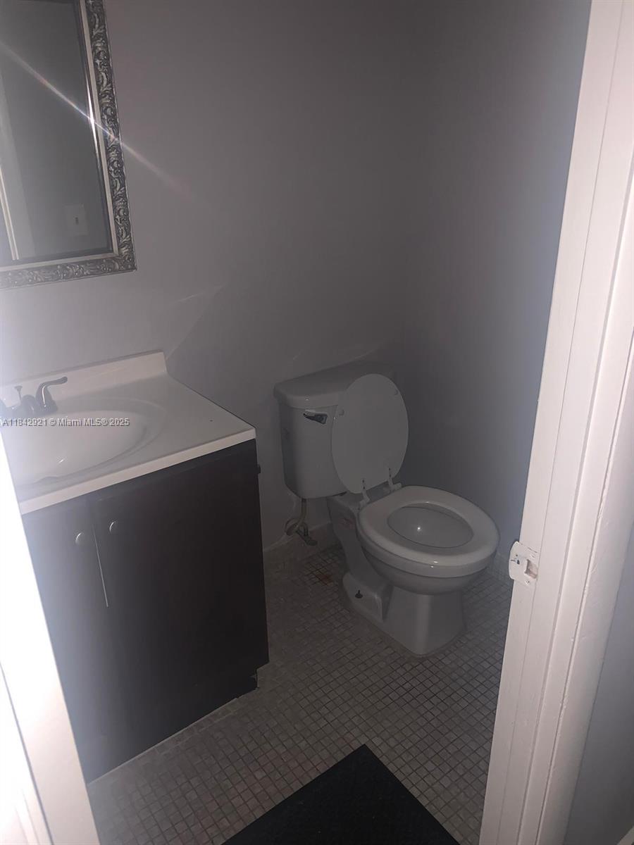 CRESTVIEW TOWERS CONDO - Residential