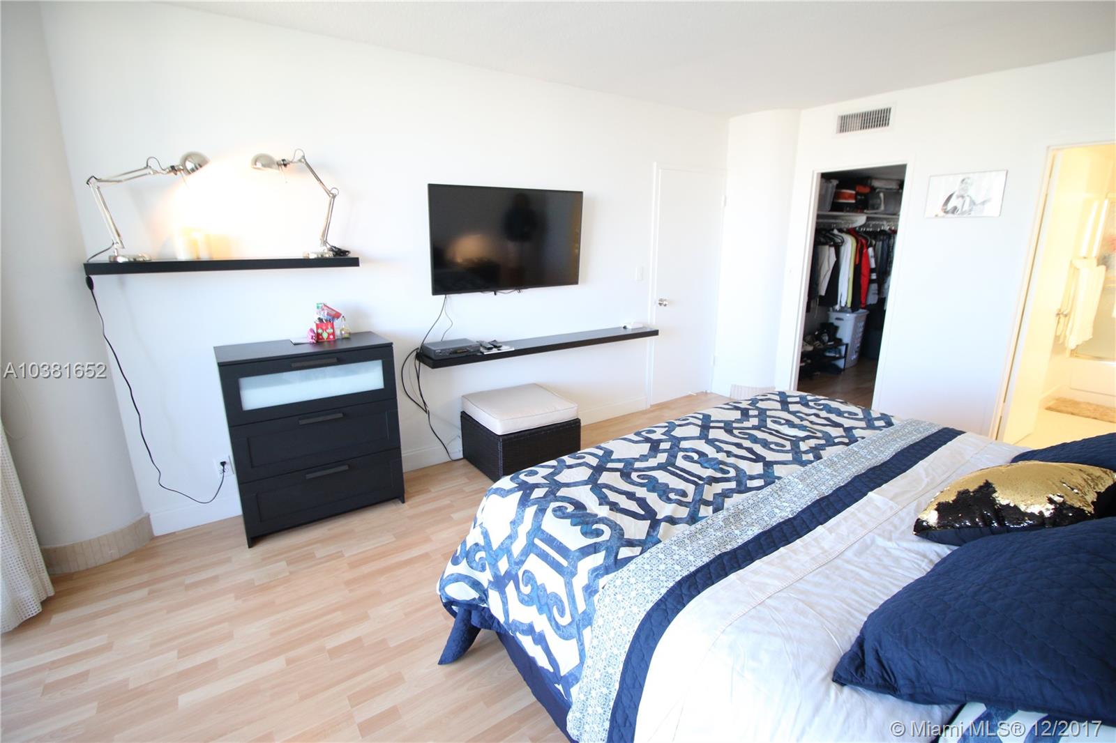 KING COLE CONDO - Residential Lease