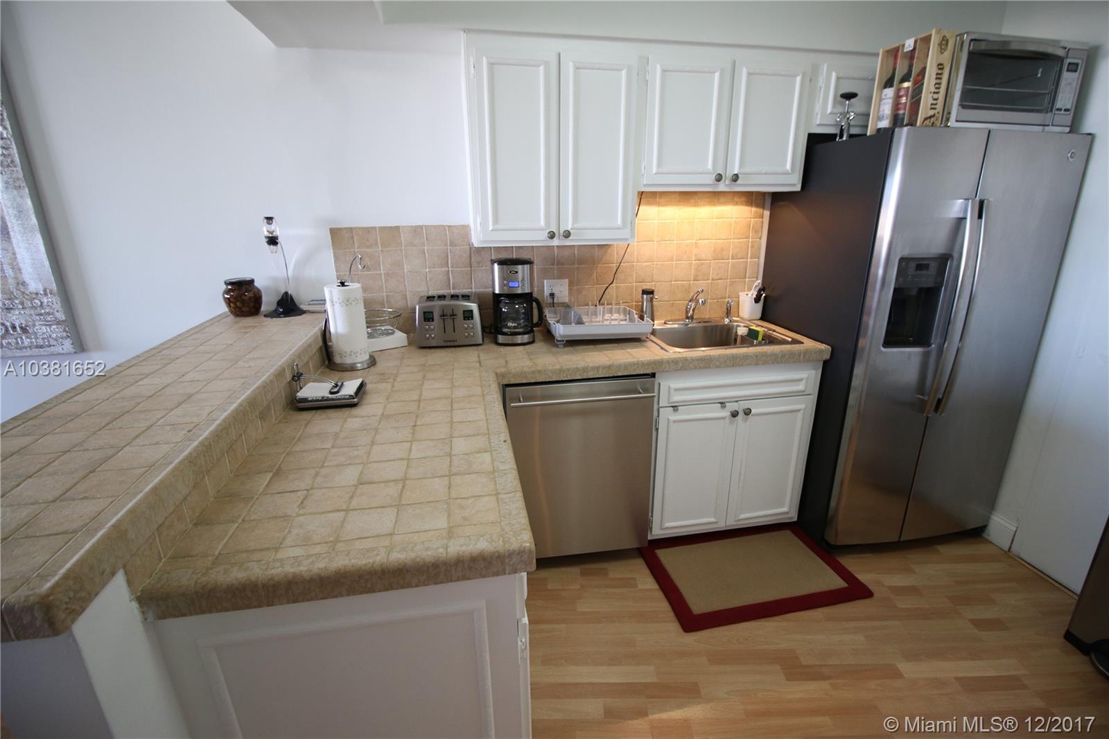 KING COLE CONDO - Residential Lease