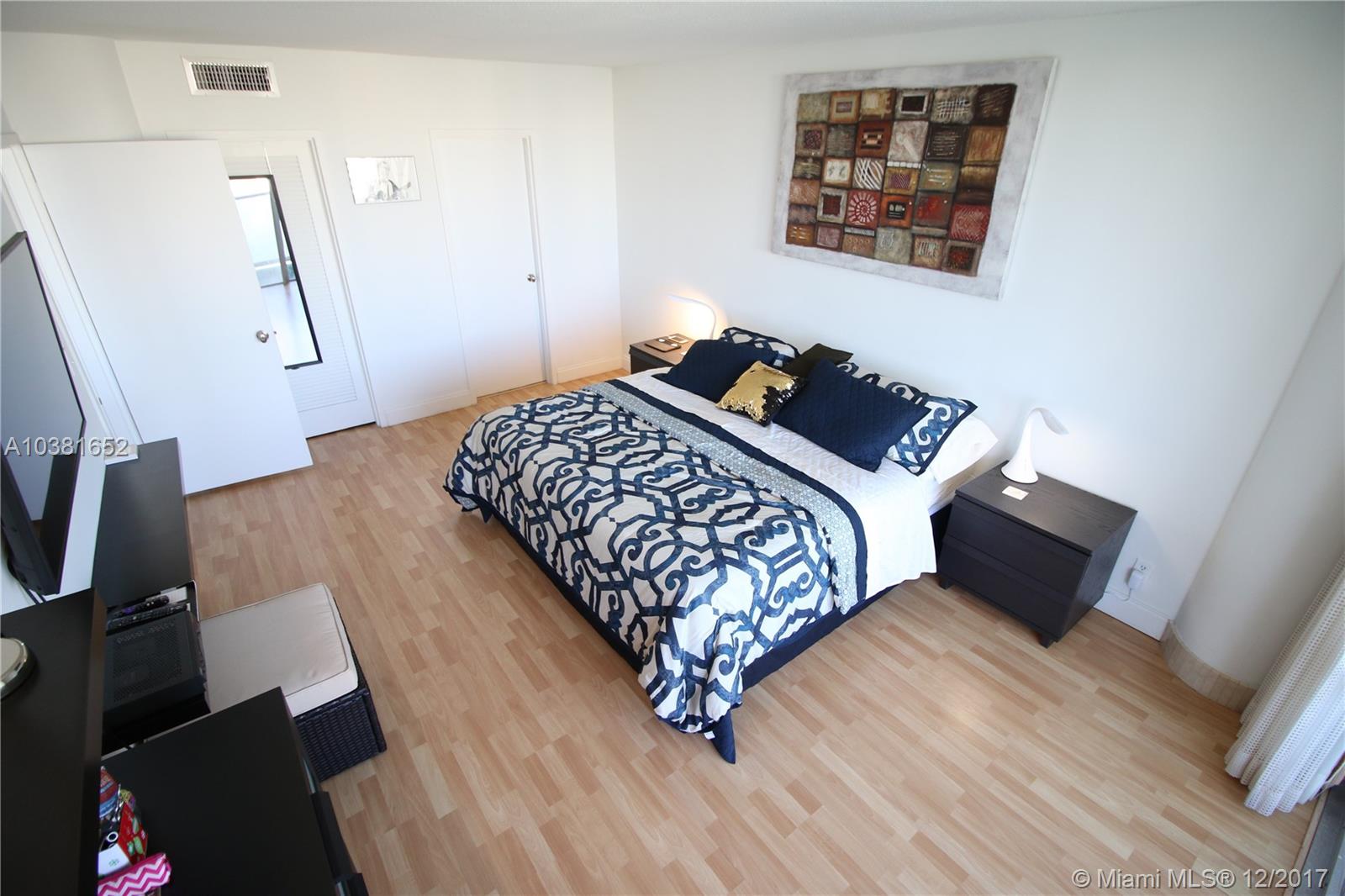 KING COLE CONDO - Residential Lease