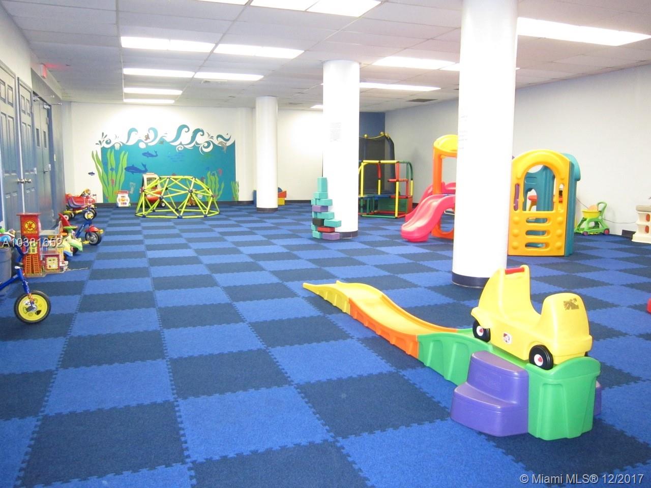 KING COLE CONDO - Residential Lease