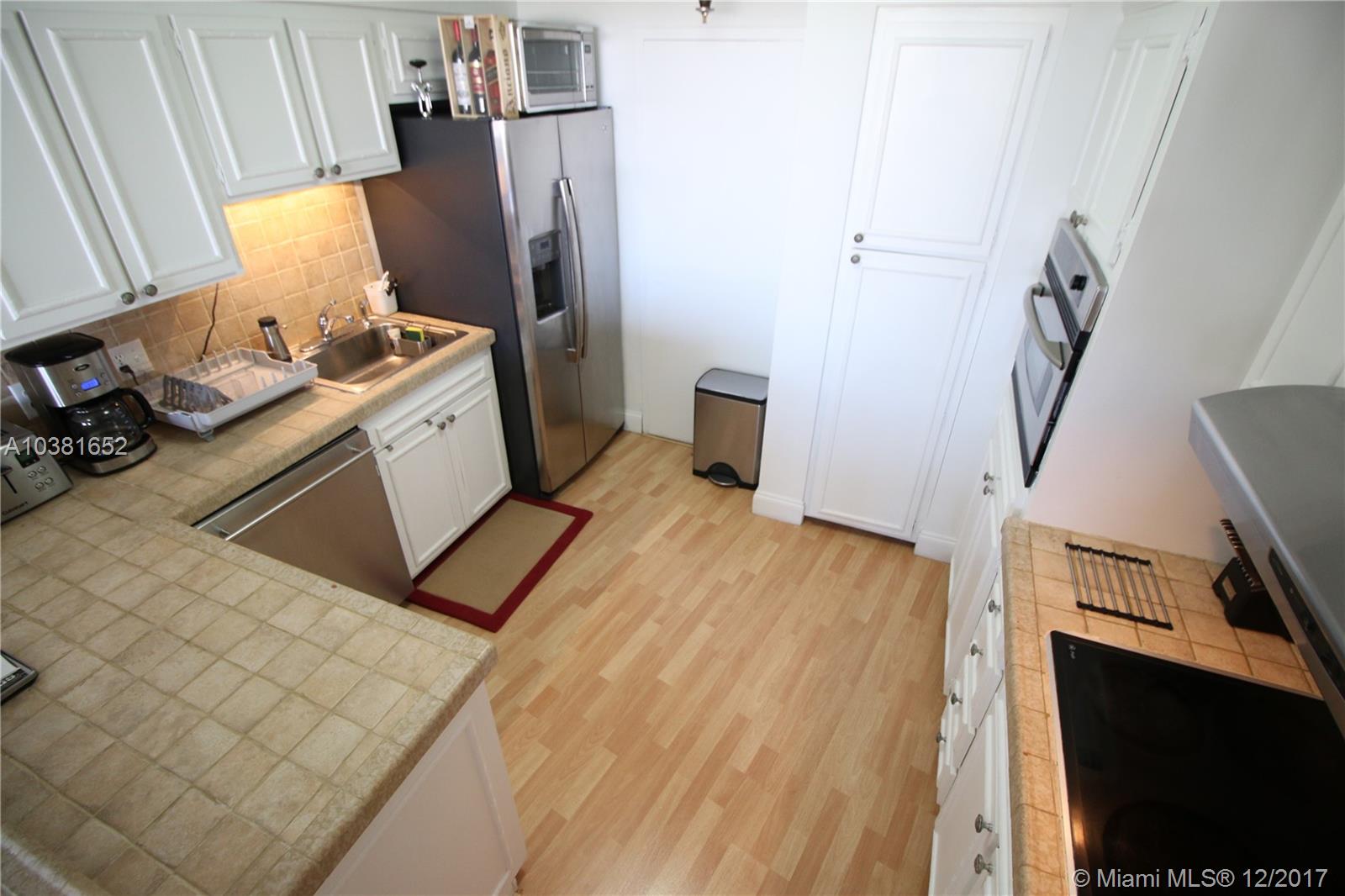 KING COLE CONDO - Residential Lease