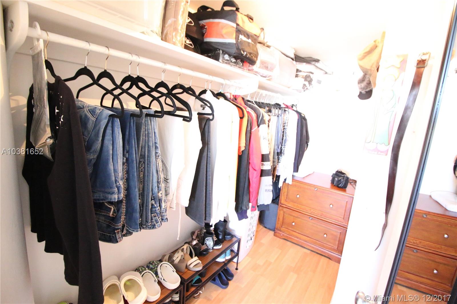 KING COLE CONDO - Residential Lease