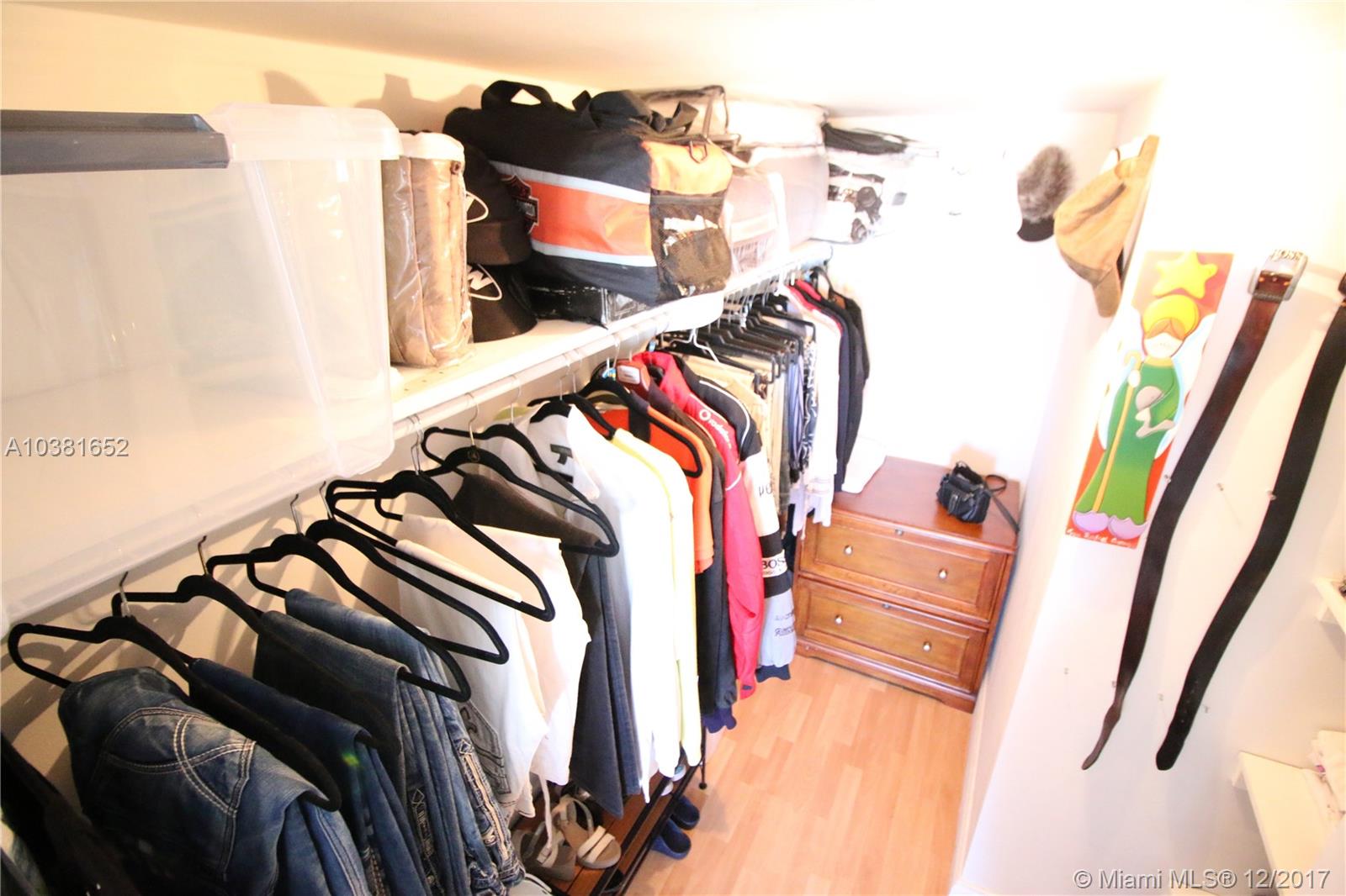 KING COLE CONDO - Residential Lease