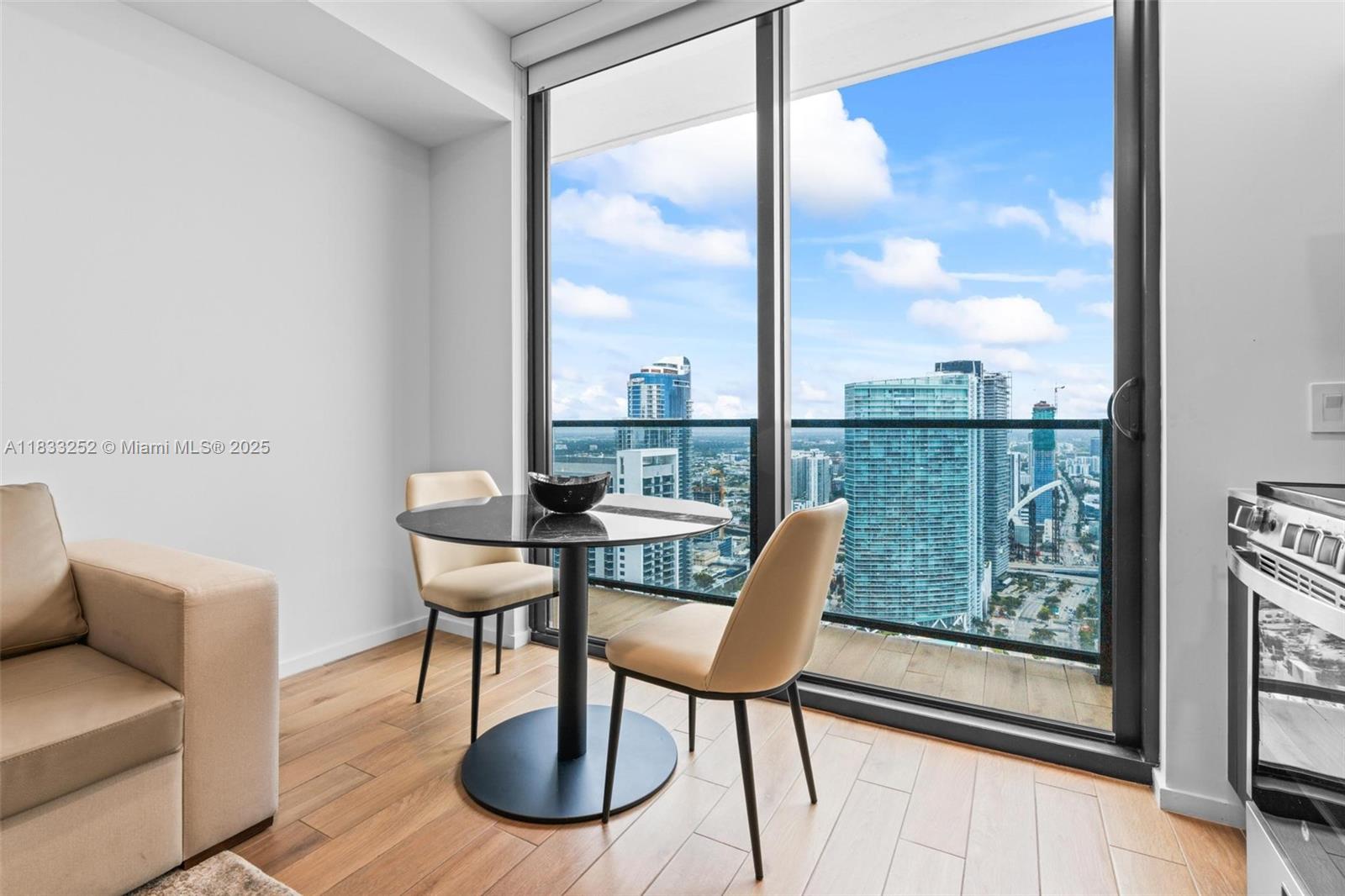 The Elser - Residential