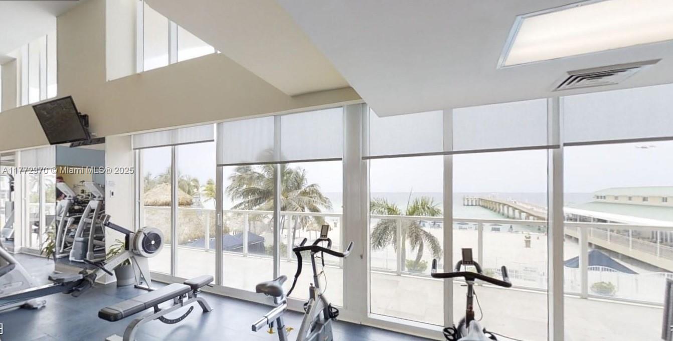 LA PERLA CONDO - Residential
