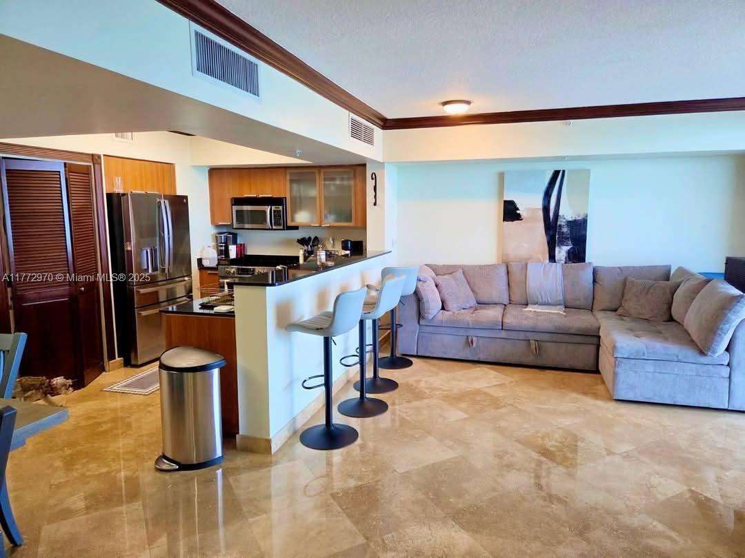 LA PERLA CONDO - Residential