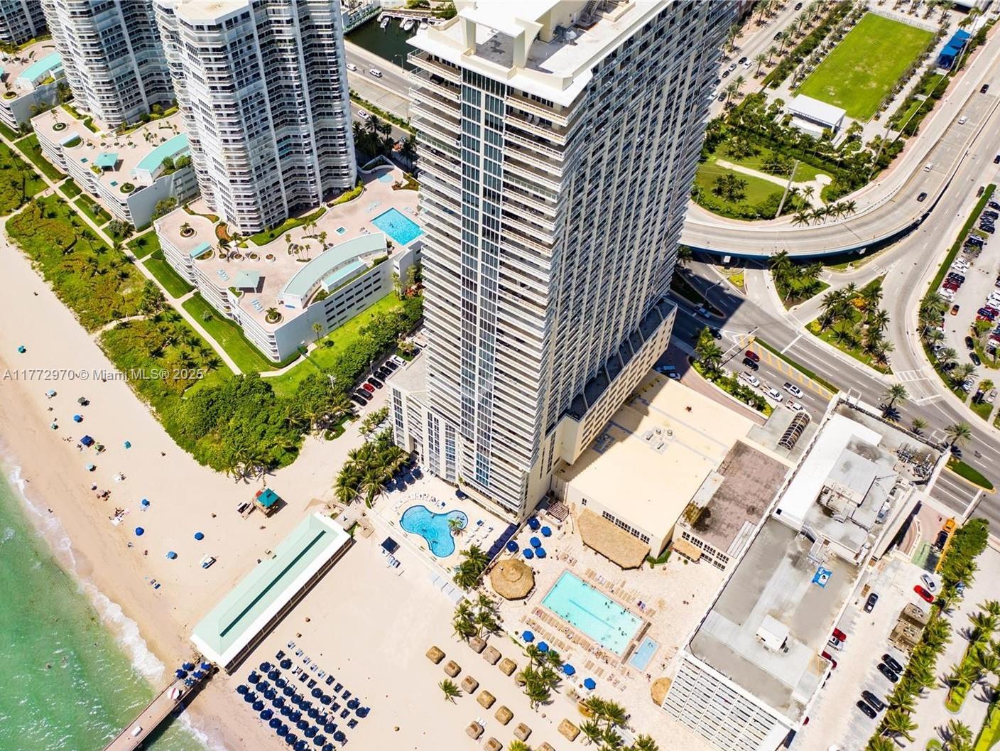 LA PERLA CONDO - Residential