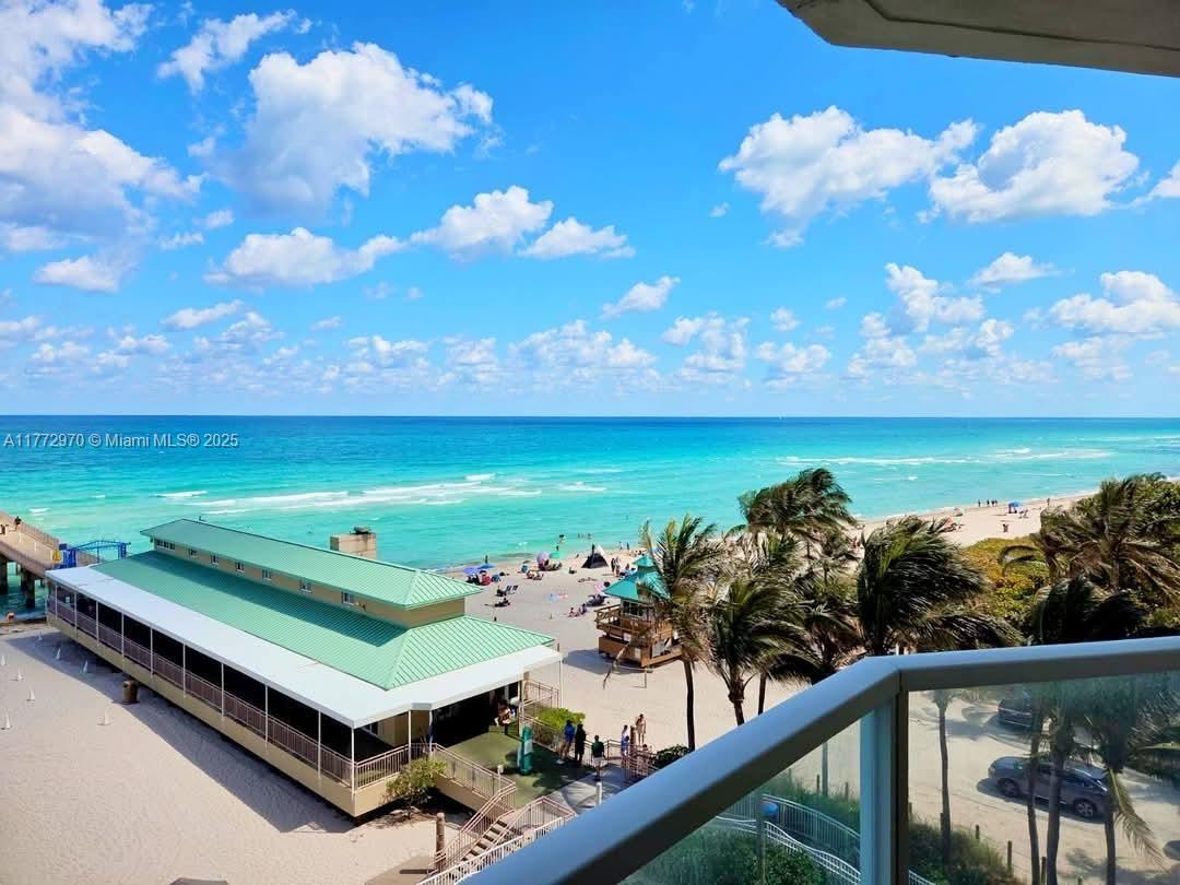 LA PERLA CONDO - Residential