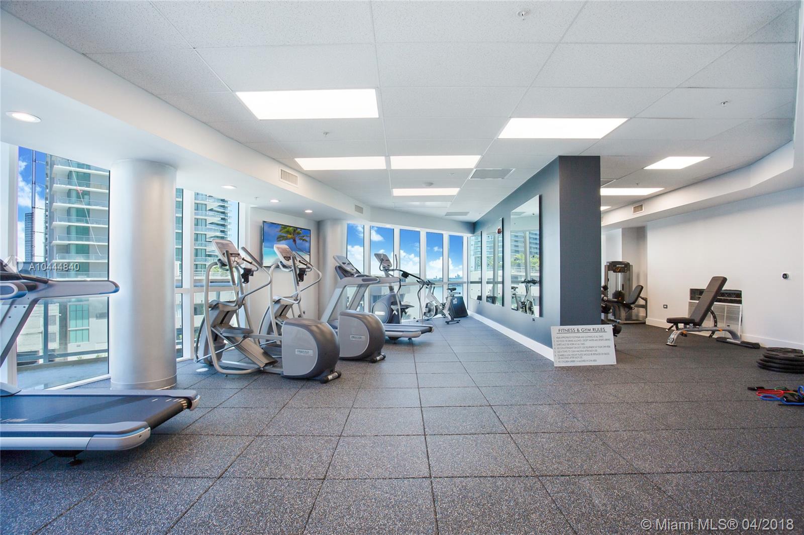 PLATINUM CONDO - Residential