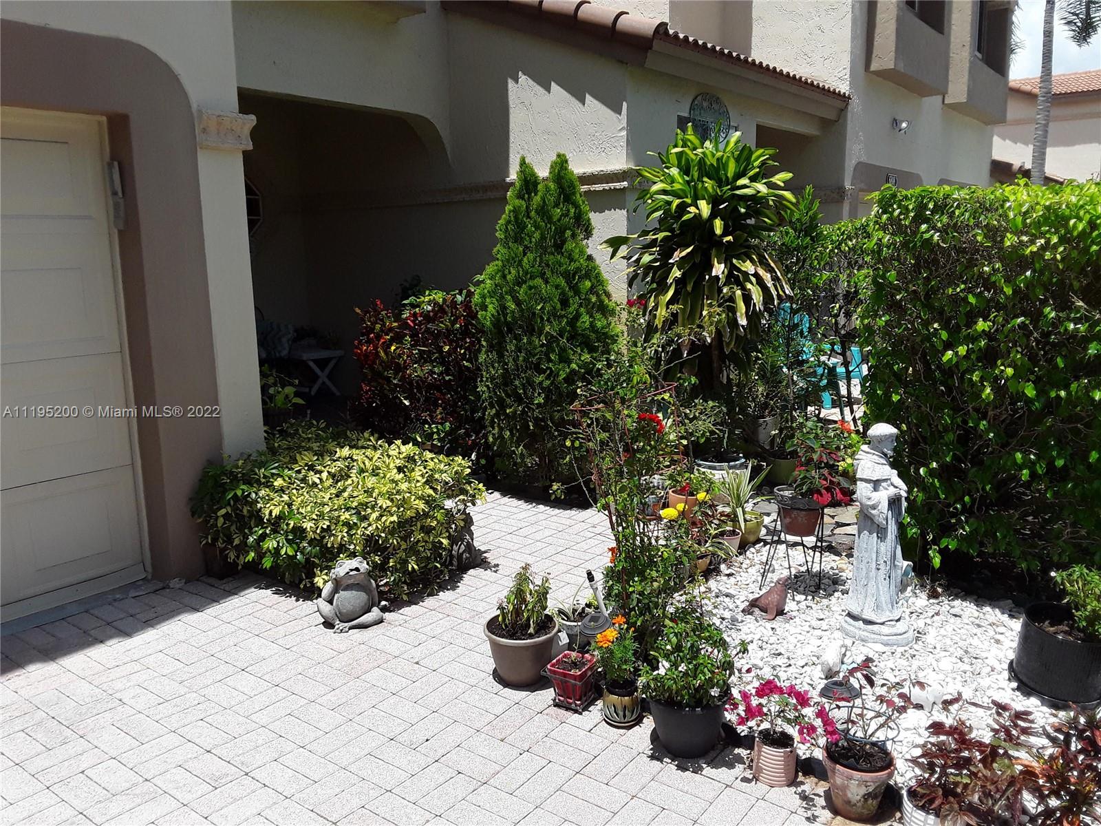 PLUM AT BOCA POINTE CONDO - Residential