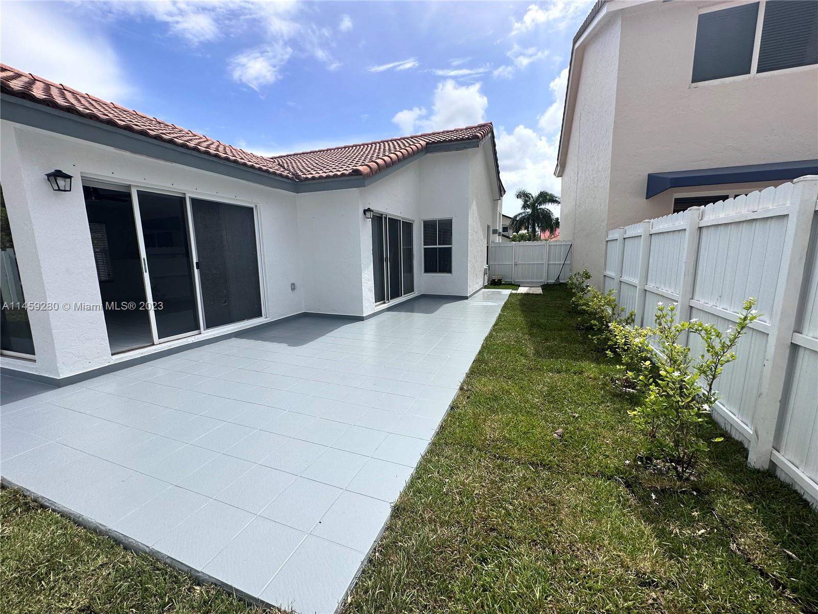 SHOMA HOMES AT KENDALL - Residential Lease