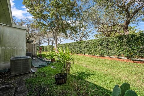 Tiny photo for 2929 Dorchester Ln, Cooper City, FL 33026 (MLS # A11976937)