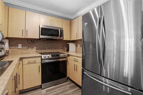 Tiny photo for 2929 Dorchester Ln, Cooper City, FL 33026 (MLS # A11976937)