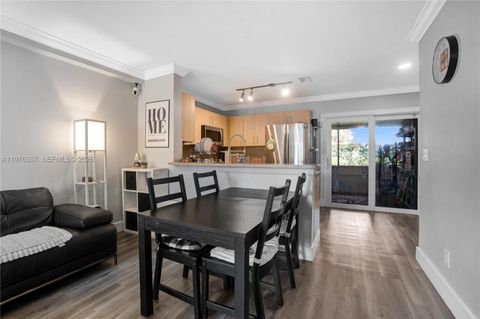 Tiny photo for 2929 Dorchester Ln, Cooper City, FL 33026 (MLS # A11976937)