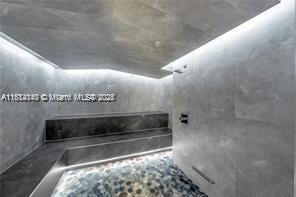BRICKELL ON THE RIVER N T - Residential Lease
