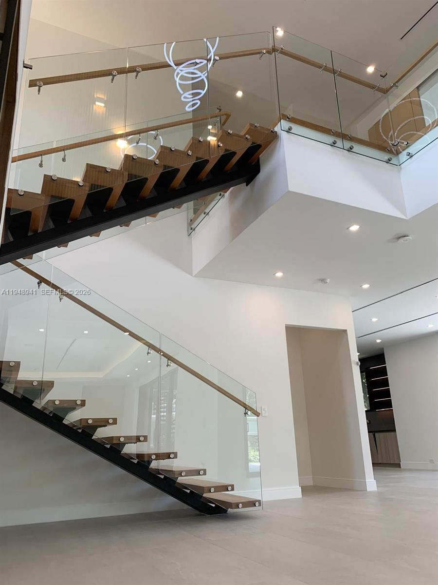 RIO VISTA ISLES - Land