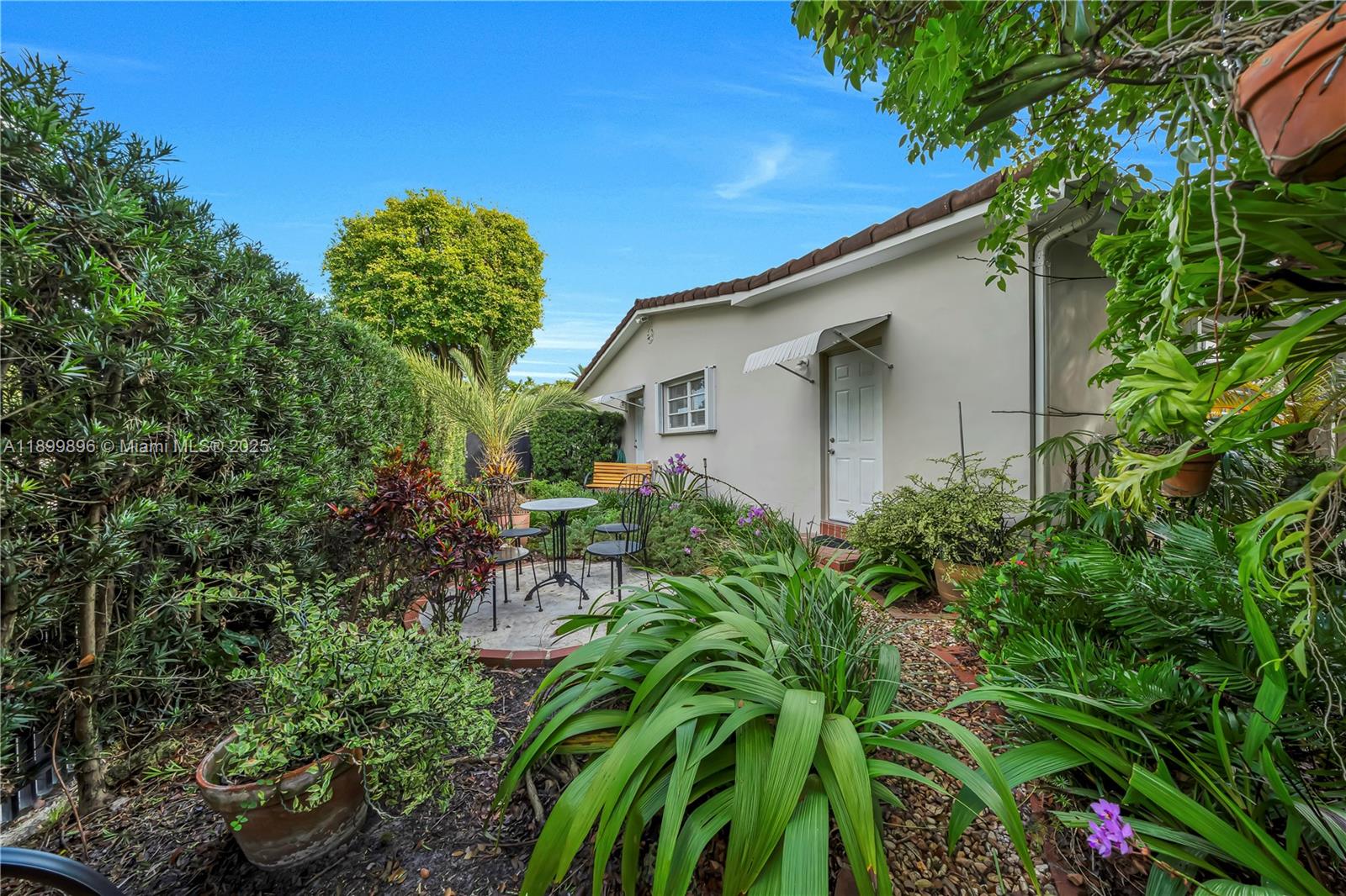 MIRACLE MANOR 4TH ADDN - Residential