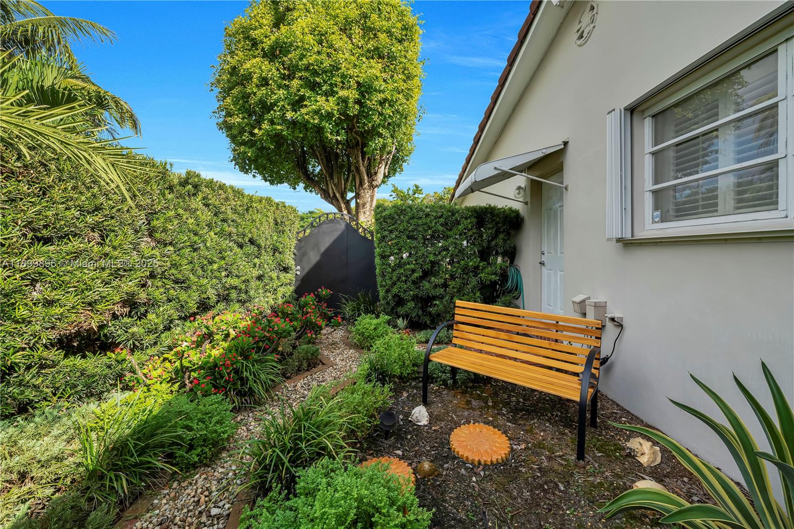 MIRACLE MANOR 4TH ADDN - Residential