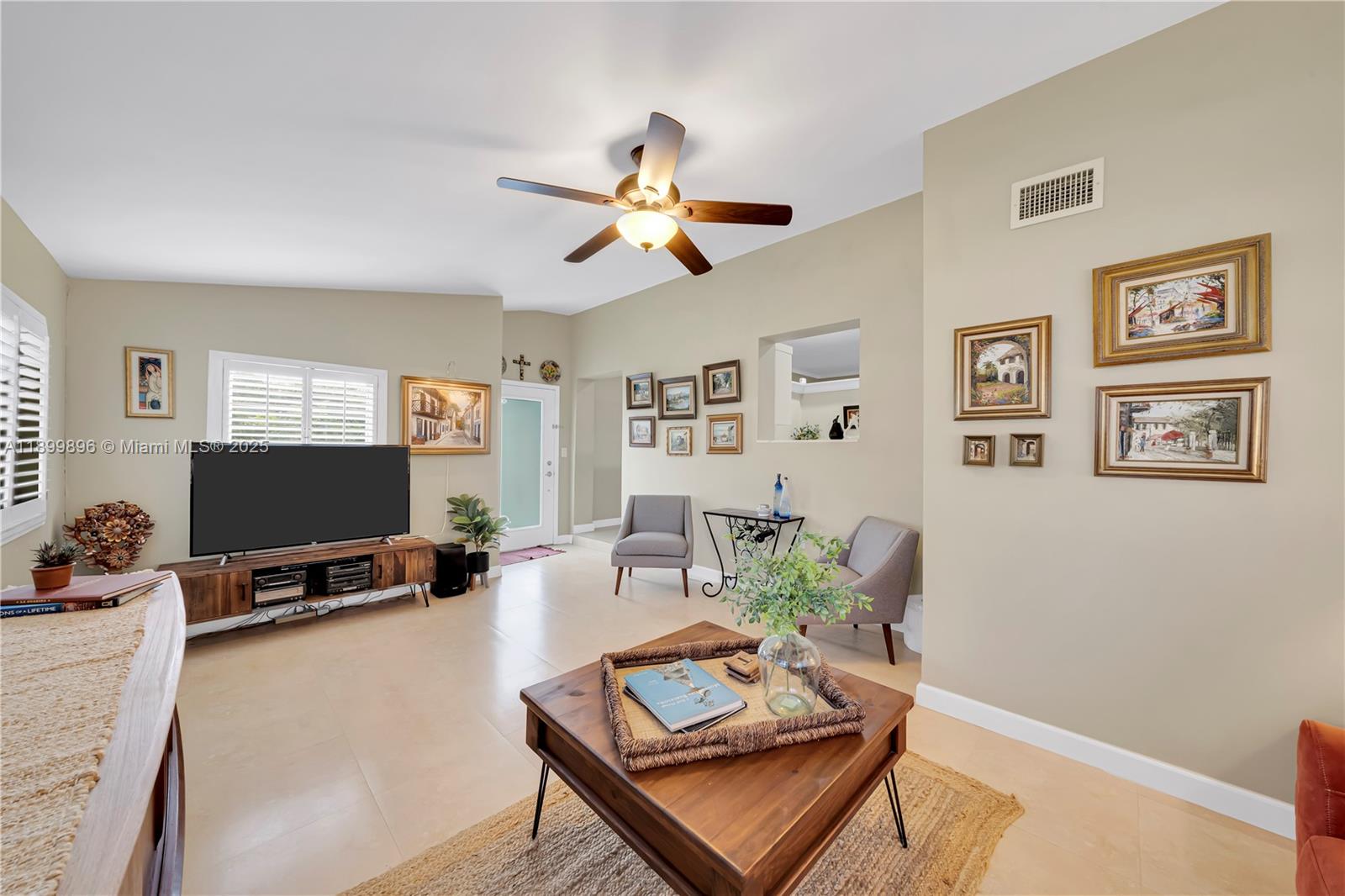 MIRACLE MANOR 4TH ADDN - Residential