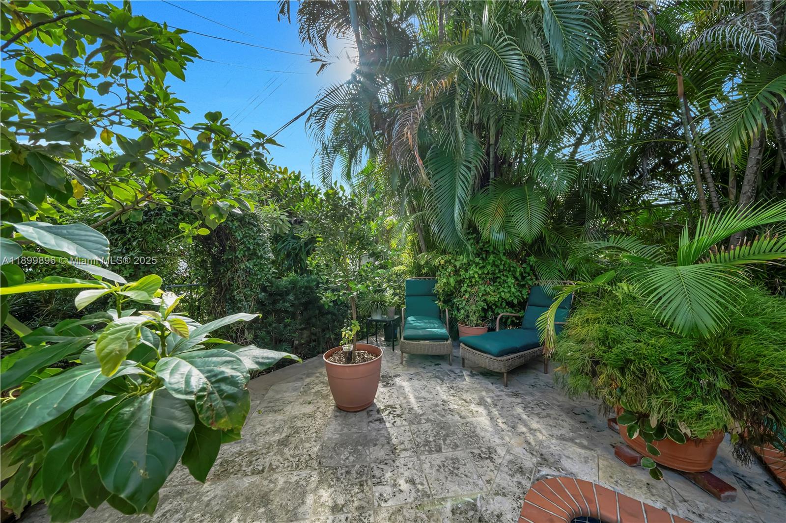 MIRACLE MANOR 4TH ADDN - Residential