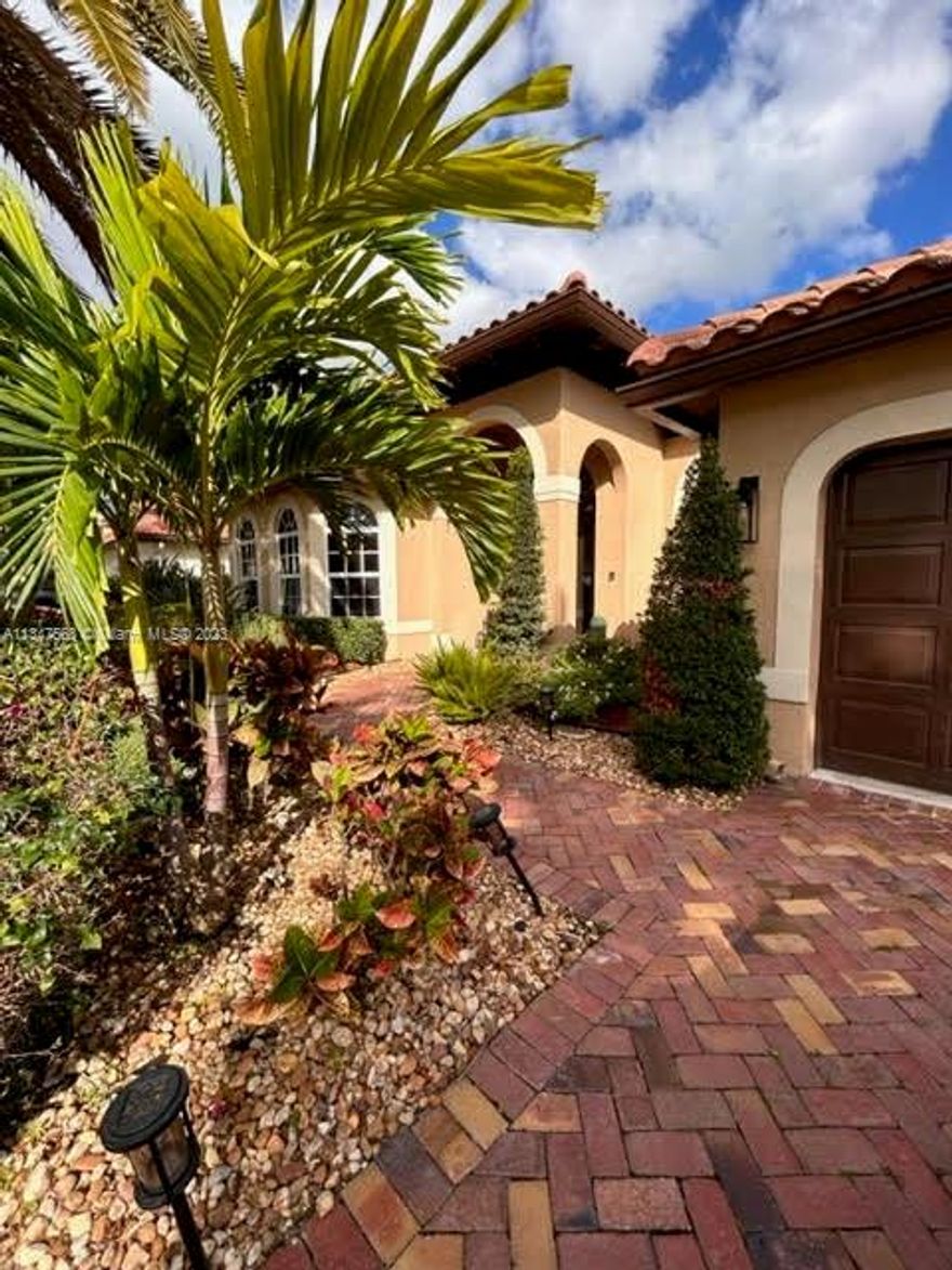 Gorgeous single story lake home with a freeform pool in the highly sought-after neighborhood of Marisol at Sunset Lakes. Exterior features a brand-new roof, hurricane impact windows, a fenced in backyard, lush landscaping throughout. Interior features, grand foyer, freshly painted warm neutral colors, marble flooring throughout all common areas, upgraded crown molding and baseboards. Master bedroom features new tile w wood grain texter, amazing lake views and two walk in closets. Gourmet kitchen includes granite counter tops, real wood cabinetry and SS appliances. Amazing lake views from nearly every room. Game room can easily be converted into 6th bedroom. Amenities include state of the art gym, volleyball, basketball court and much more. Small Pets Allowed.