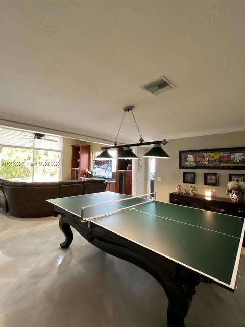 SUNSET LAKES PLAT ONE - Residential Lease