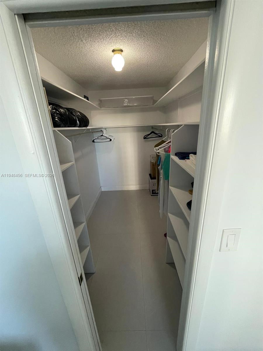 STRATFORD TOWERS CONDO - Residential