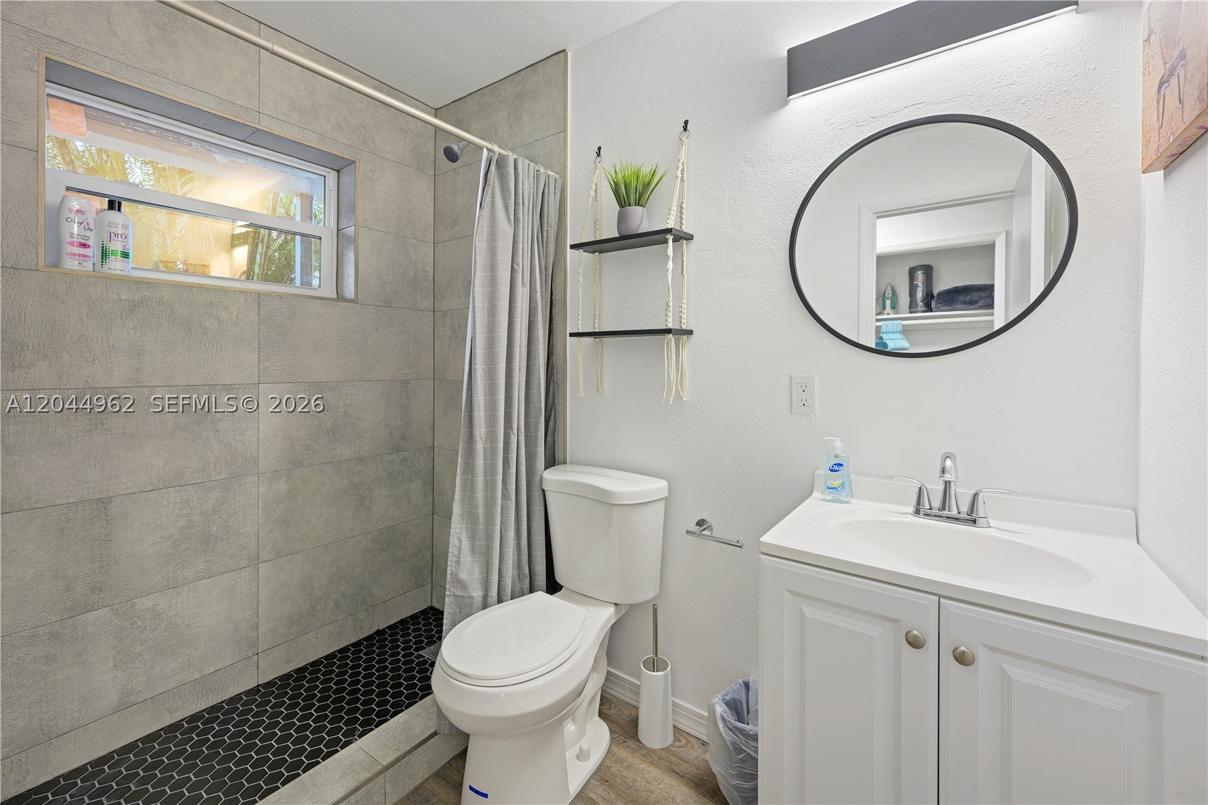 1730 NE 7th St unit 1-5