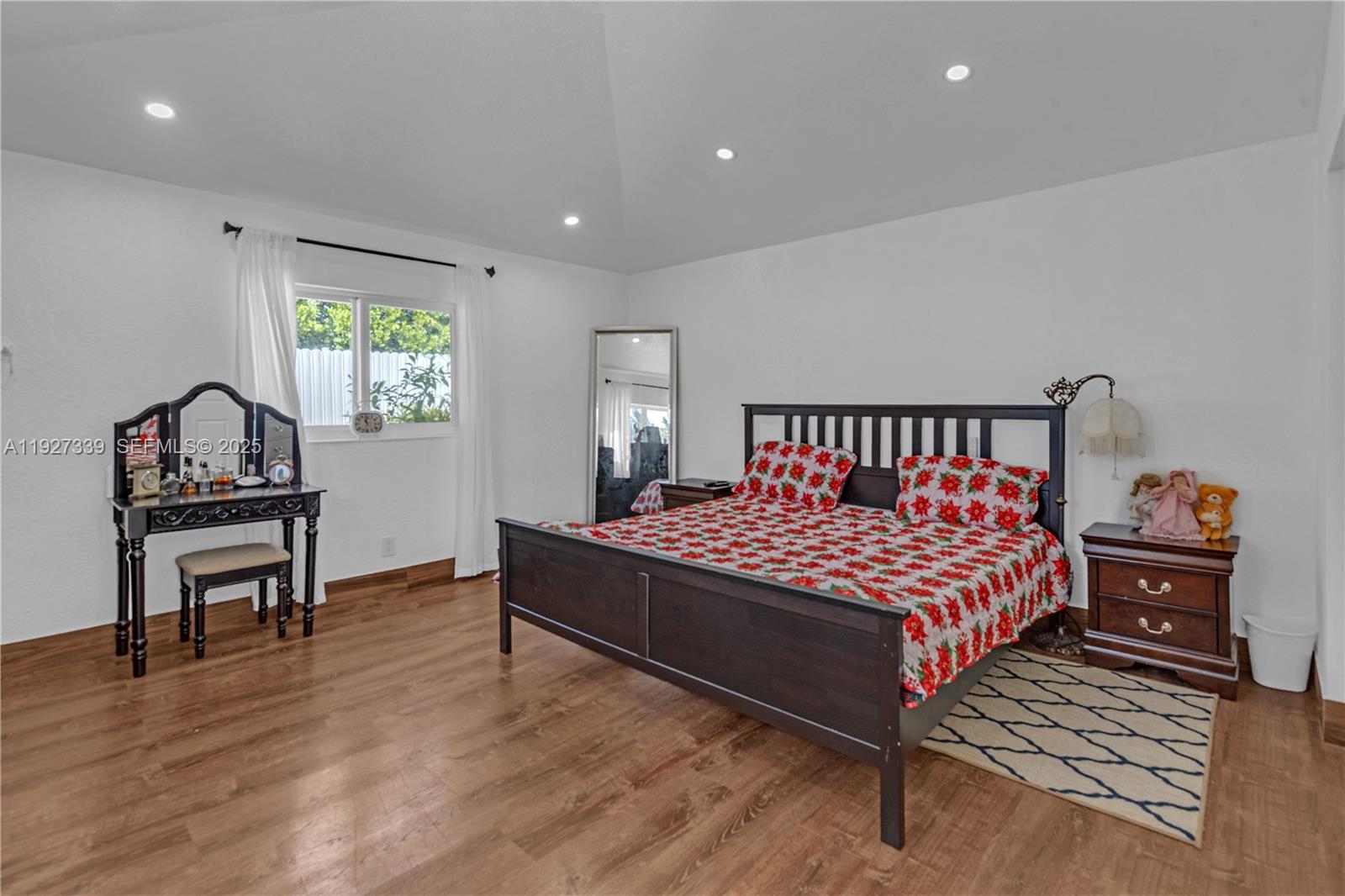 Acreage & Unrec - Residential