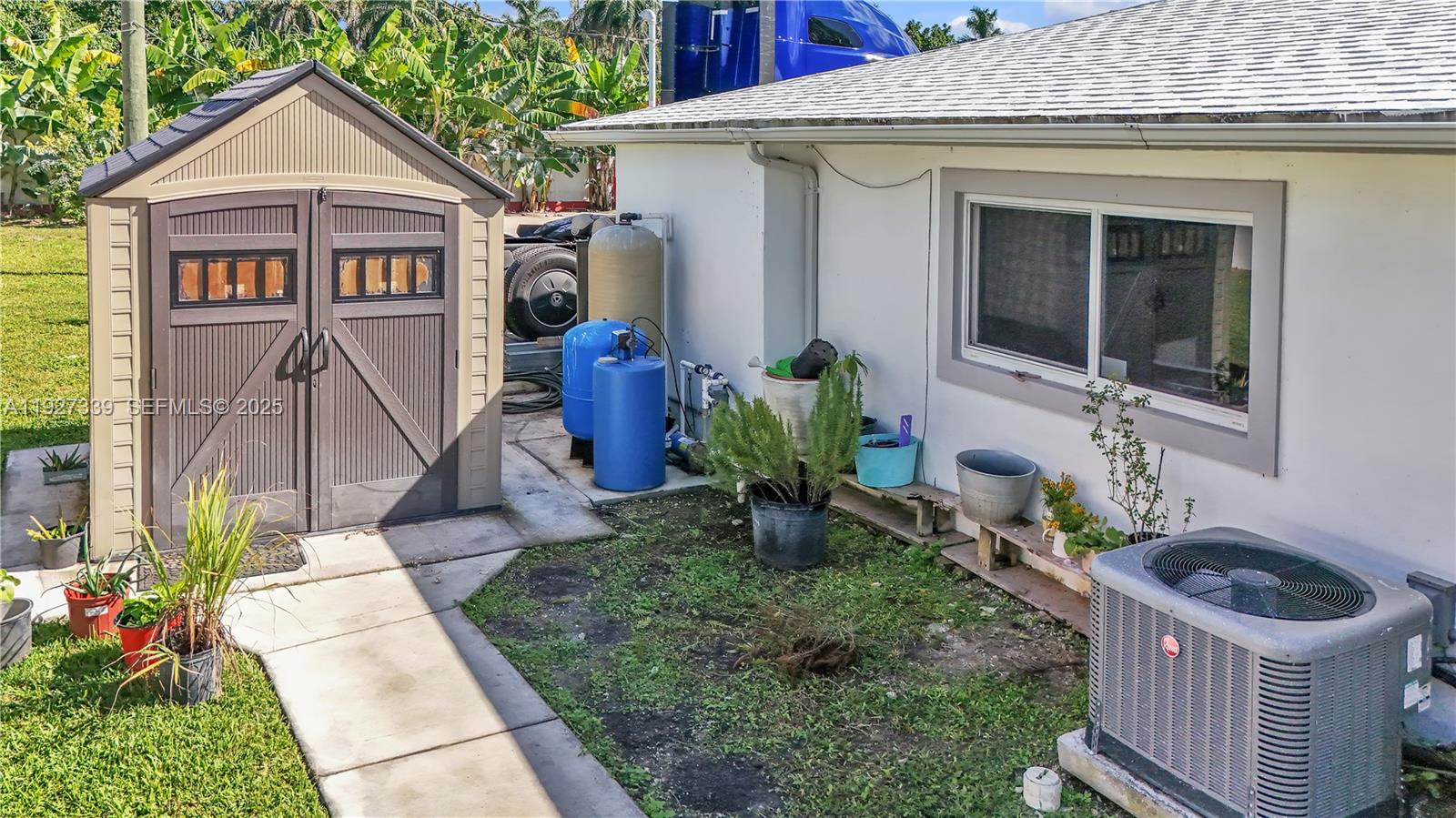 Acreage & Unrec - Residential