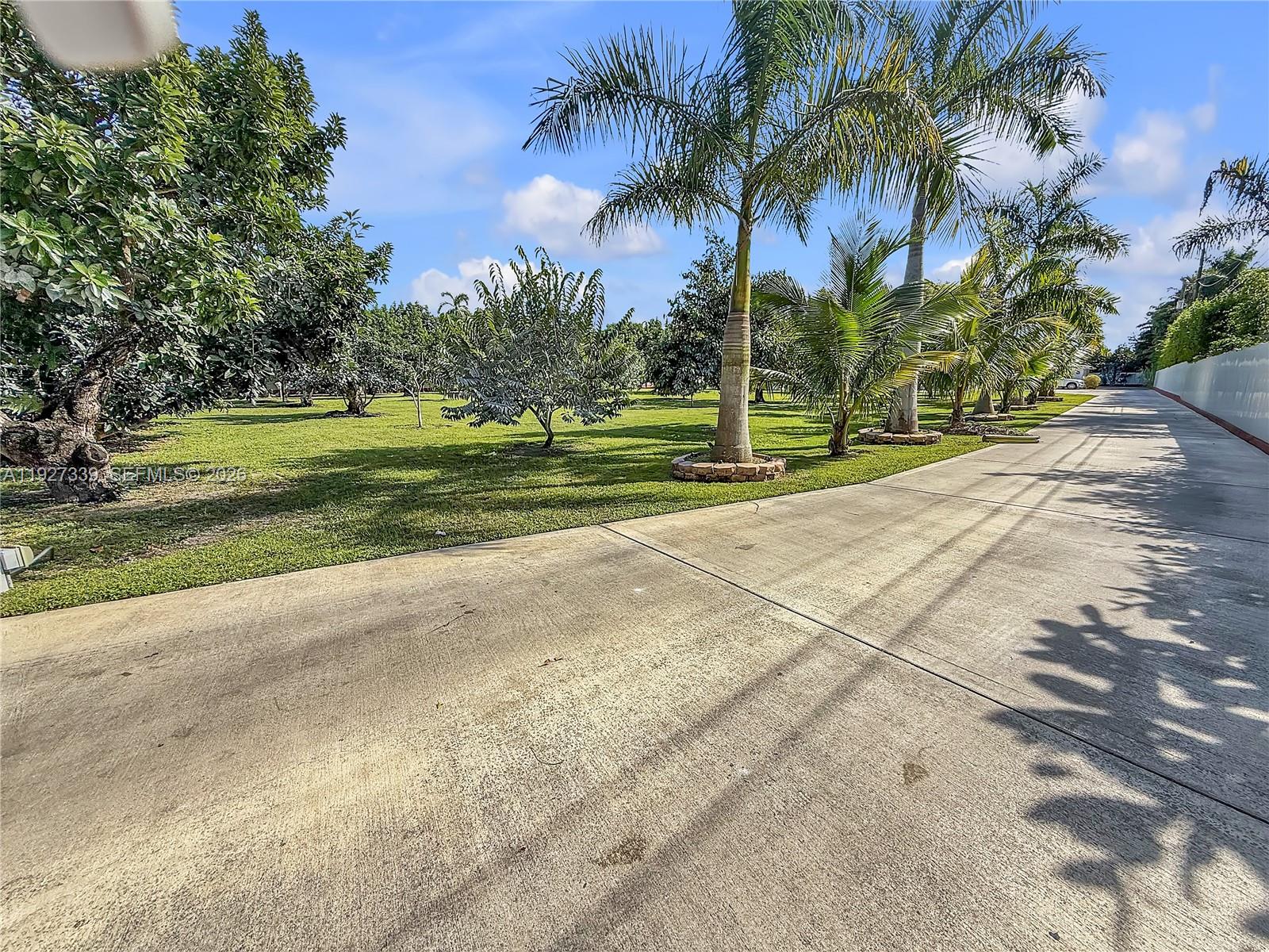Acreage & Unrec - Residential